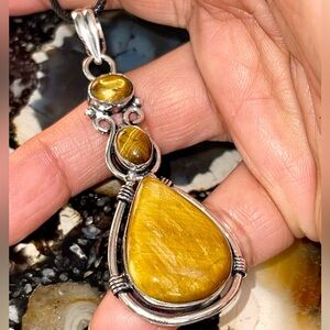 Golden Brown Tiger Eye Pendant 2 7/8”
